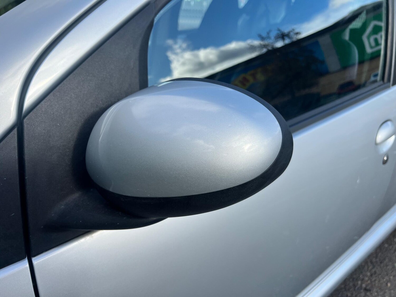 Used Toyota AYGO 2011 for sale - 76384764: Photo 34