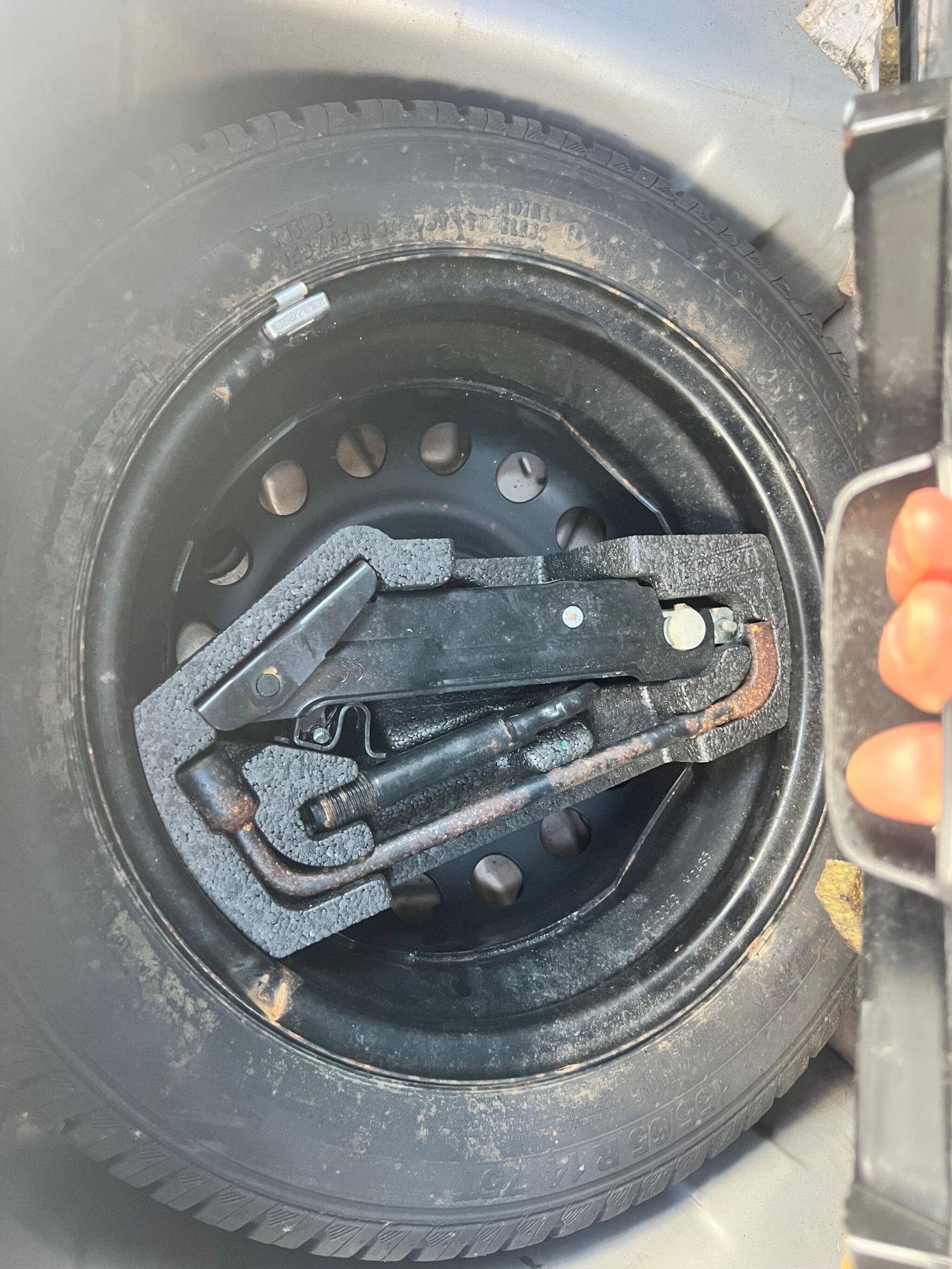 Used Toyota AYGO 2011 for sale - 76384764: Photo 50