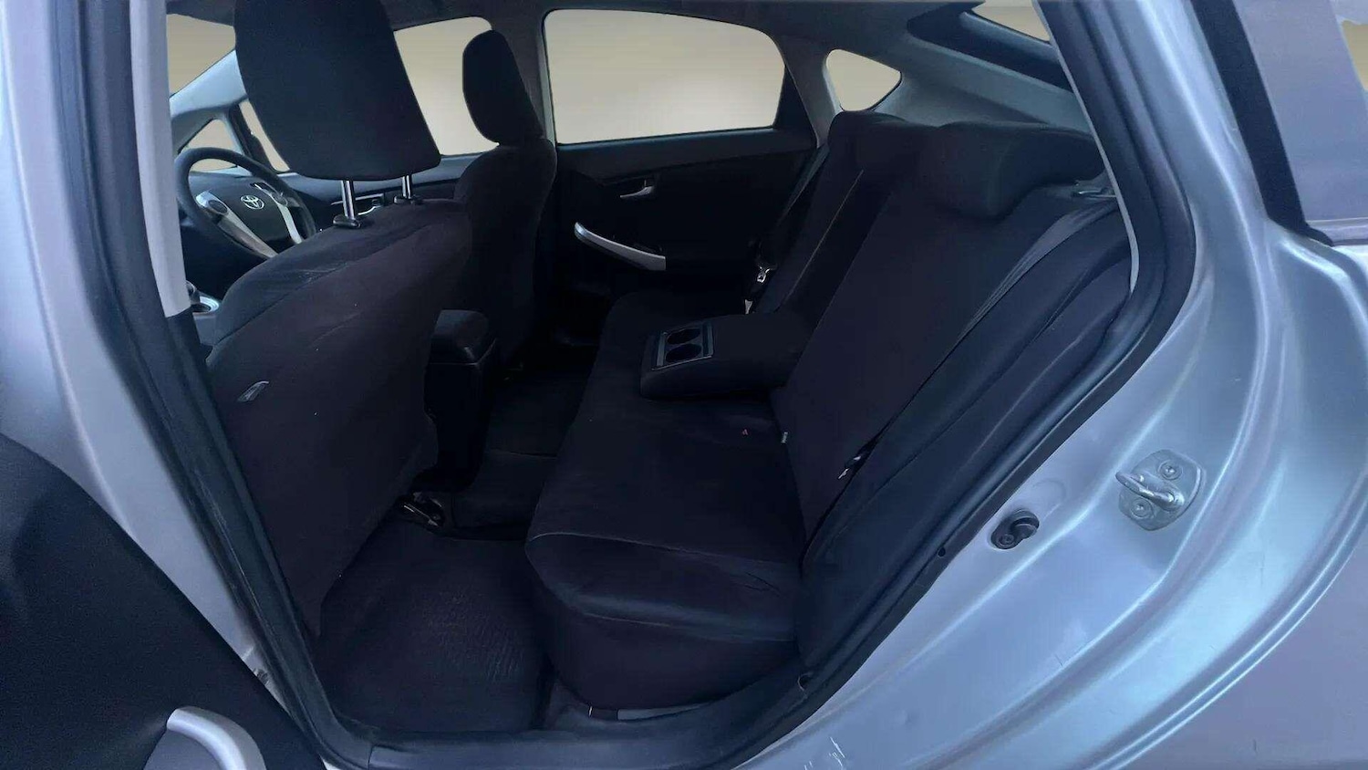 Used Toyota Prius 2018 for sale - 76913915: Photo 14