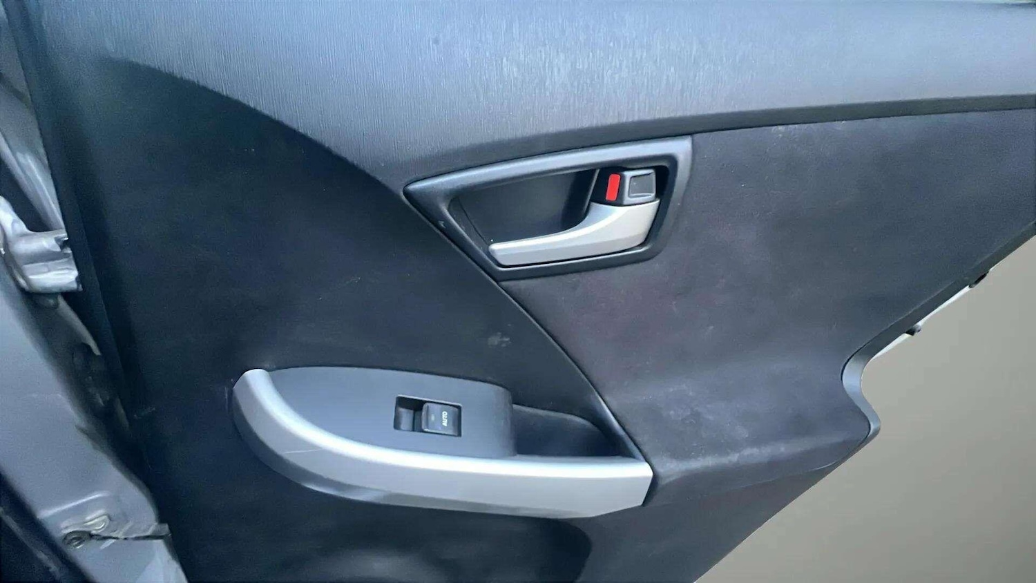 Used Toyota Prius 2018 for sale - 76913915: Photo 16