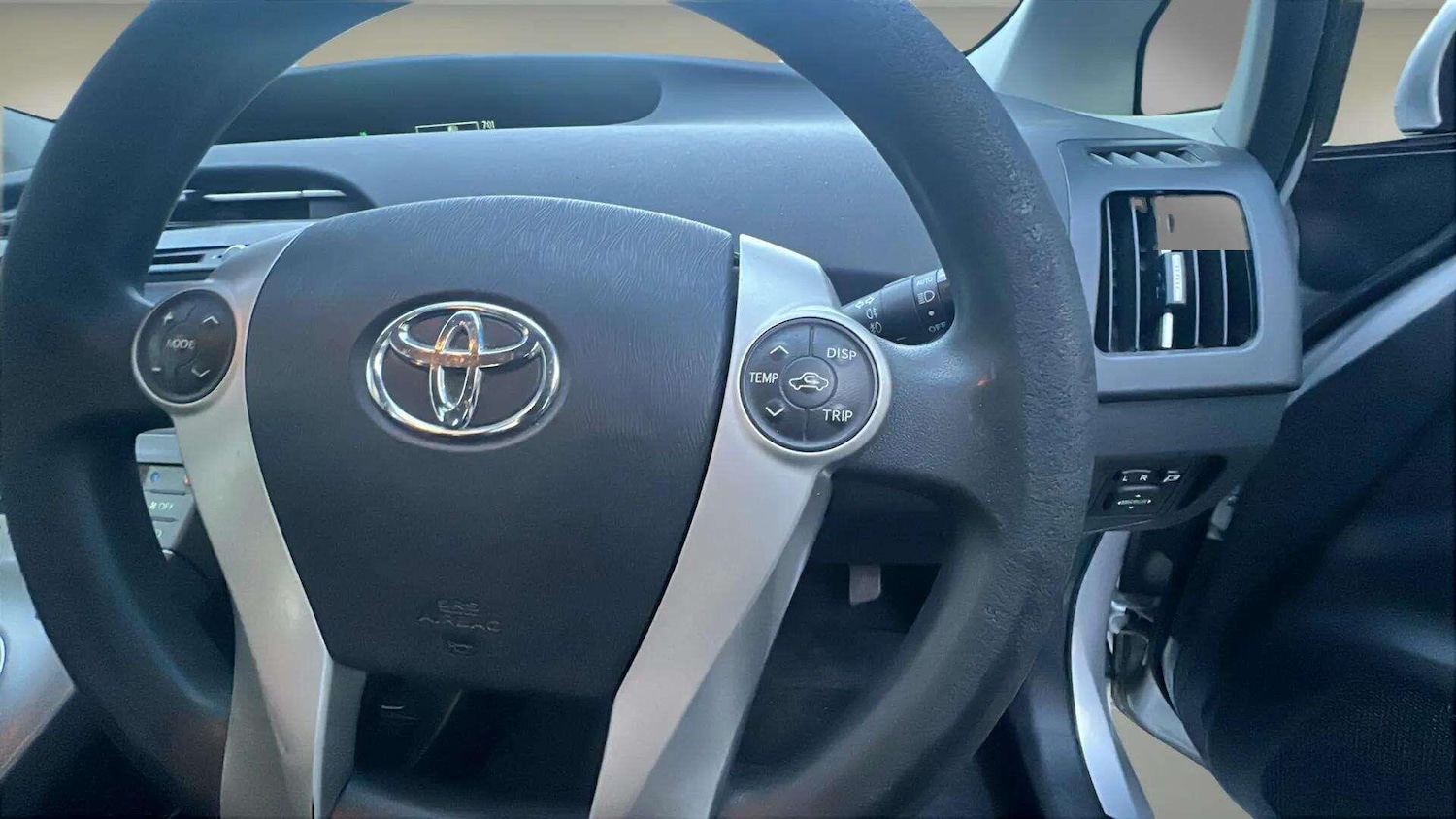 Used Toyota Prius 2018 for sale - 76913915: Photo 31