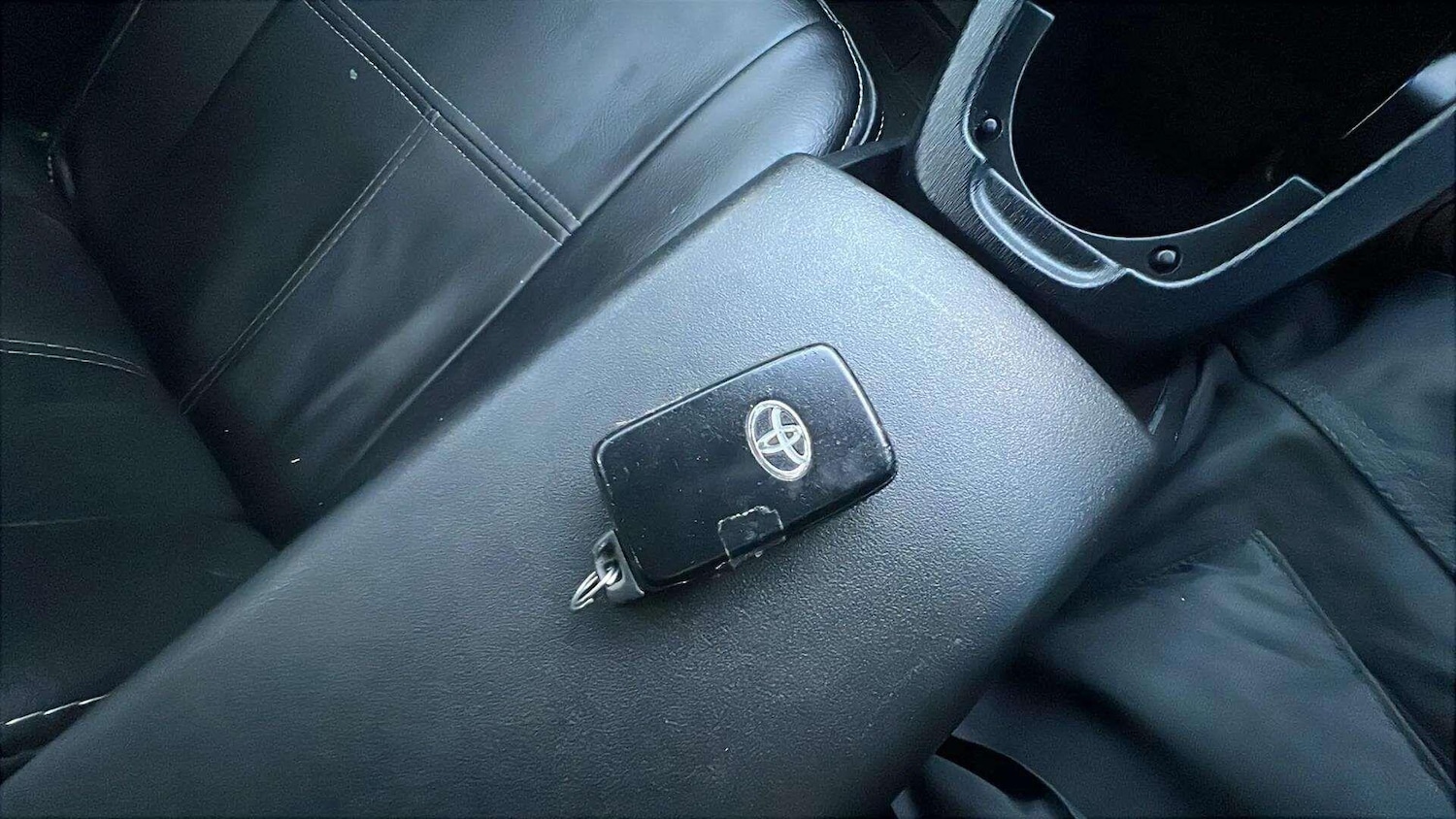 Used Toyota Prius 2018 for sale - 76780908: Photo 22