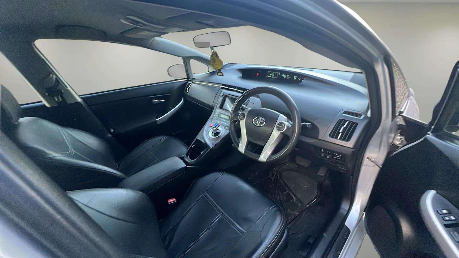 Used Toyota Prius 2018 for sale - 76780908: Photo 9