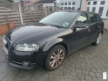 Used Audi A3 2010 for sale - 76952731: Photo