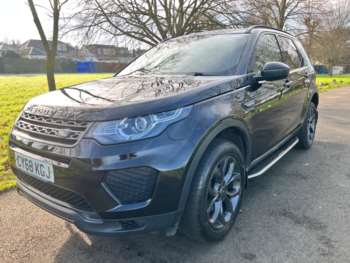 Used Land Rover Discovery Sport 2019 for sale - 74599309: Photo