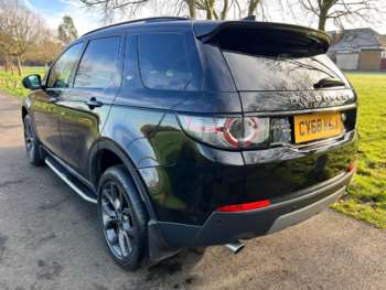 Used Land Rover Discovery Sport 2019 for sale - 74599309: Photo