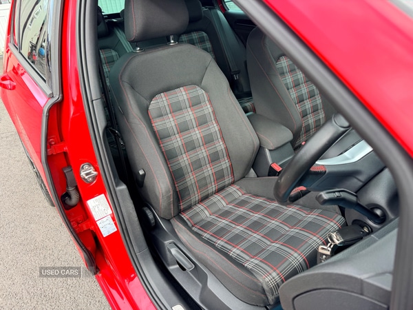 Used Volkswagen Golf 2014 for sale - 76802779: Photo 10