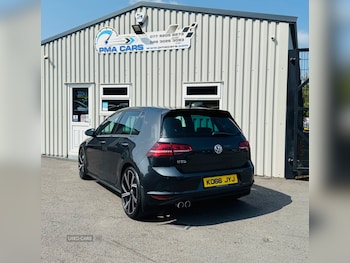 Used Volkswagen Golf 2017 for sale - 75602118: Photo