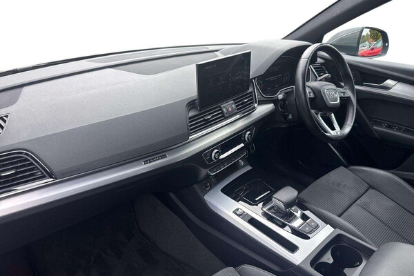 Used Audi Q5 2022 for sale - 75699423: Photo 2