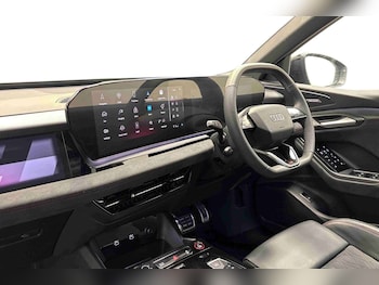 Used Audi Q6 e-tron 2024 for sale - 77628299: Photo