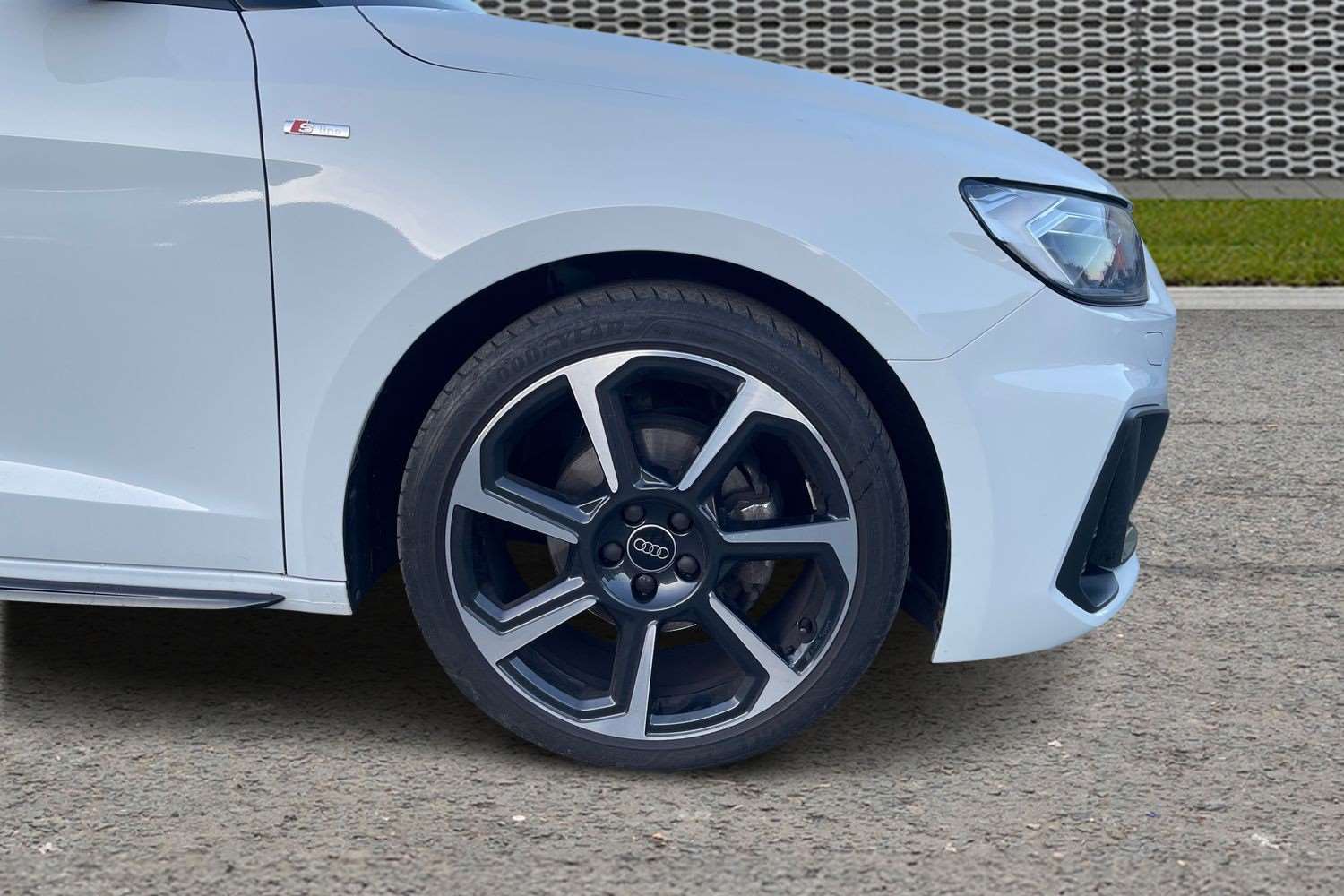 Used Audi A1 2023 for sale - 76827698: Photo 10