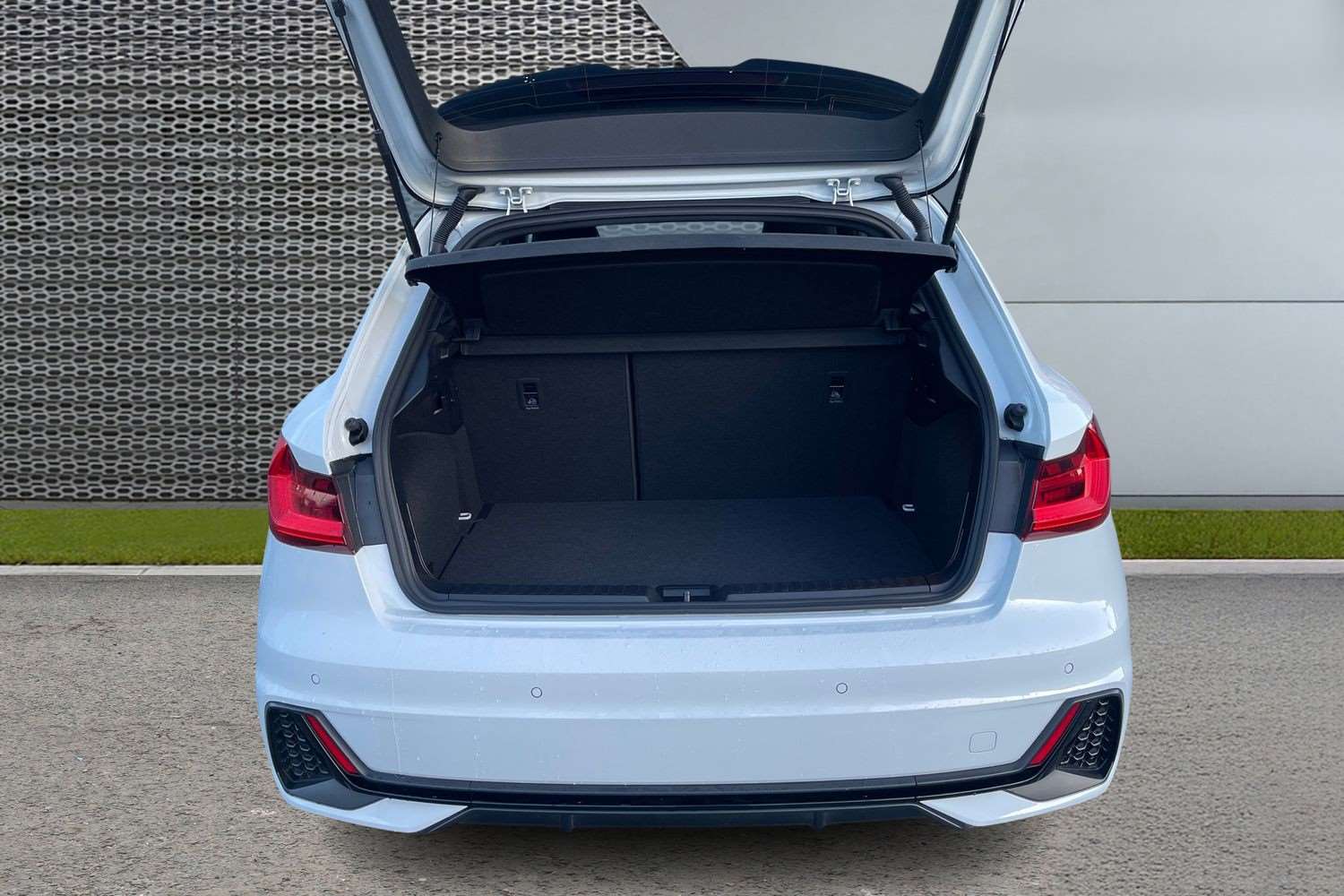 Used Audi A1 2023 for sale - 76827698: Photo 13