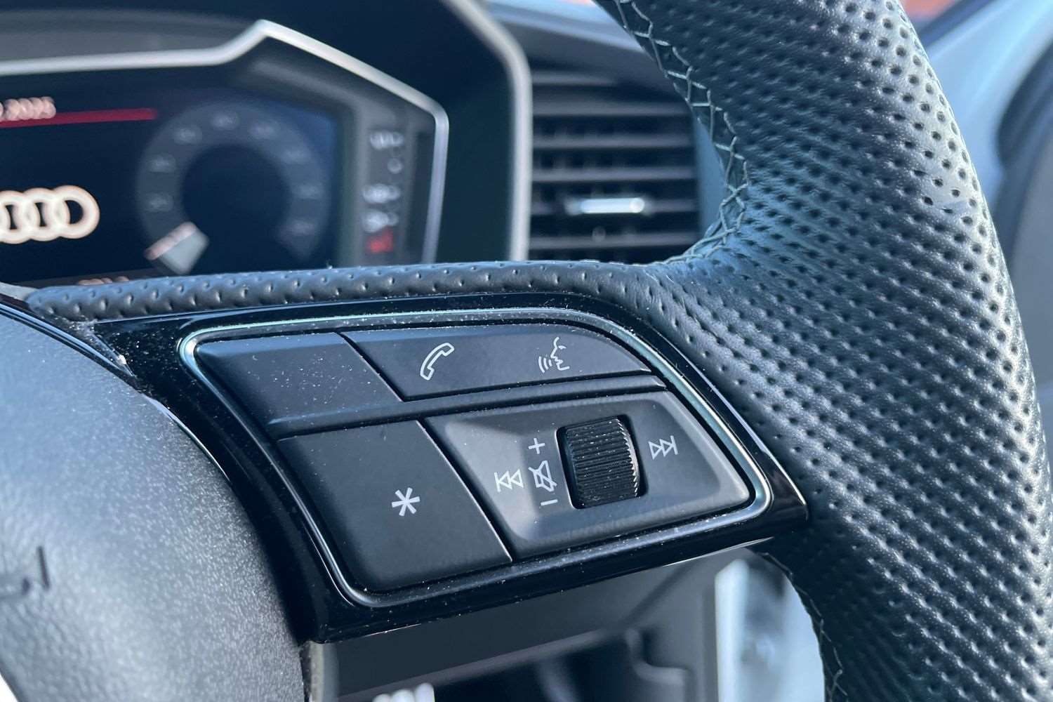 Used Audi A1 2023 for sale - 76827698: Photo 17