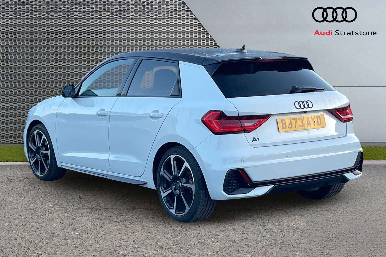 Used Audi A1 2023 for sale - 76827698: Photo 3