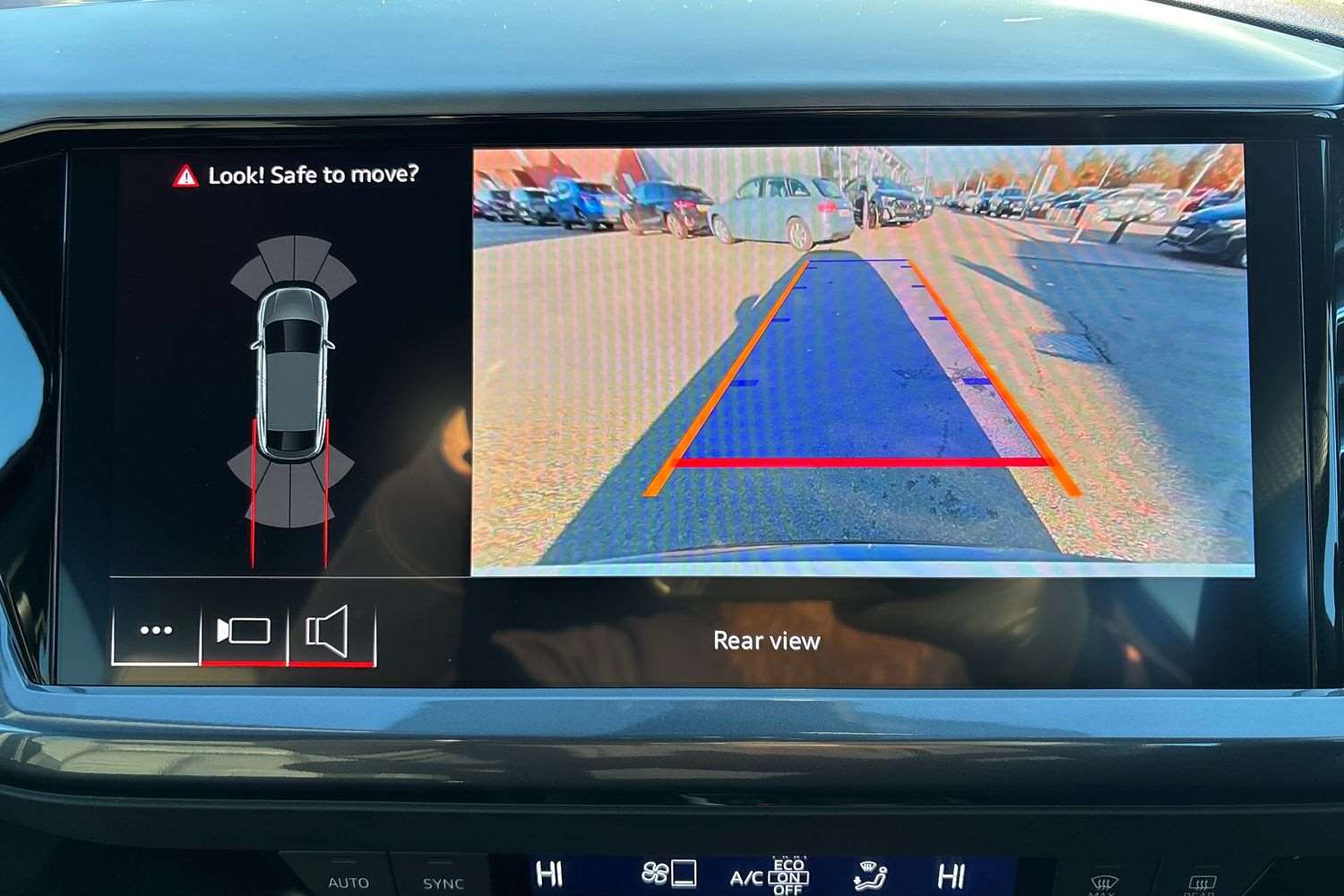 Used Audi Q4 e-tron 2025 for sale - 76661764: Photo 26