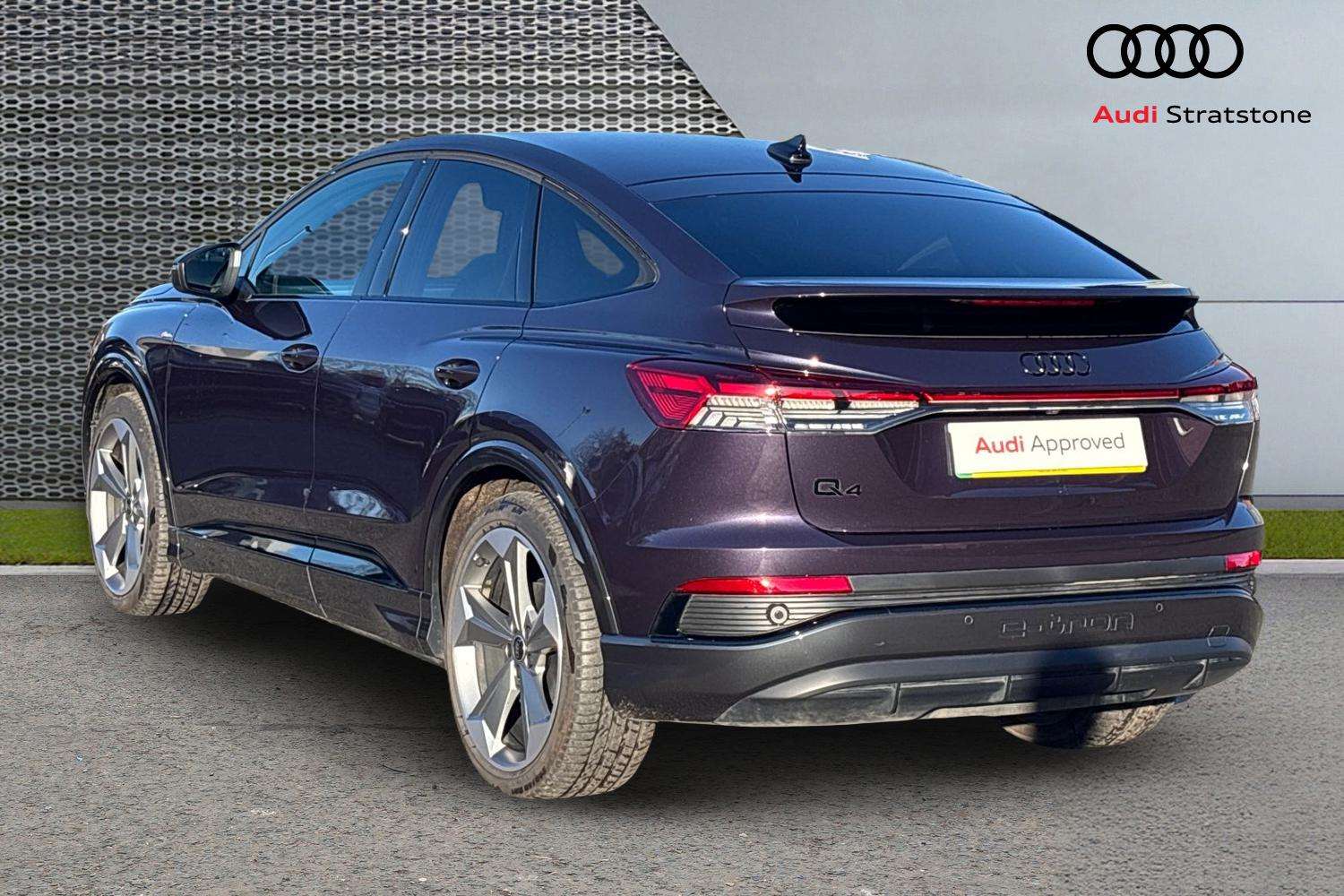 Used Audi Q4 e-tron 2025 for sale - 76661764: Photo 3