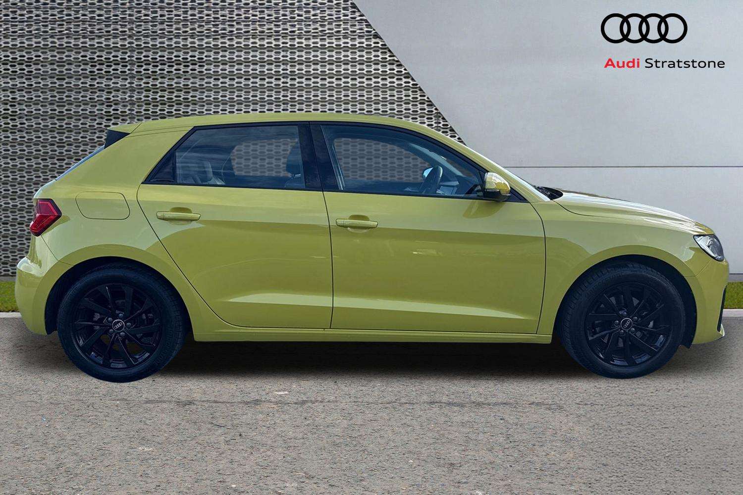 Used Audi A1 2022 for sale - 75861130: Photo 4