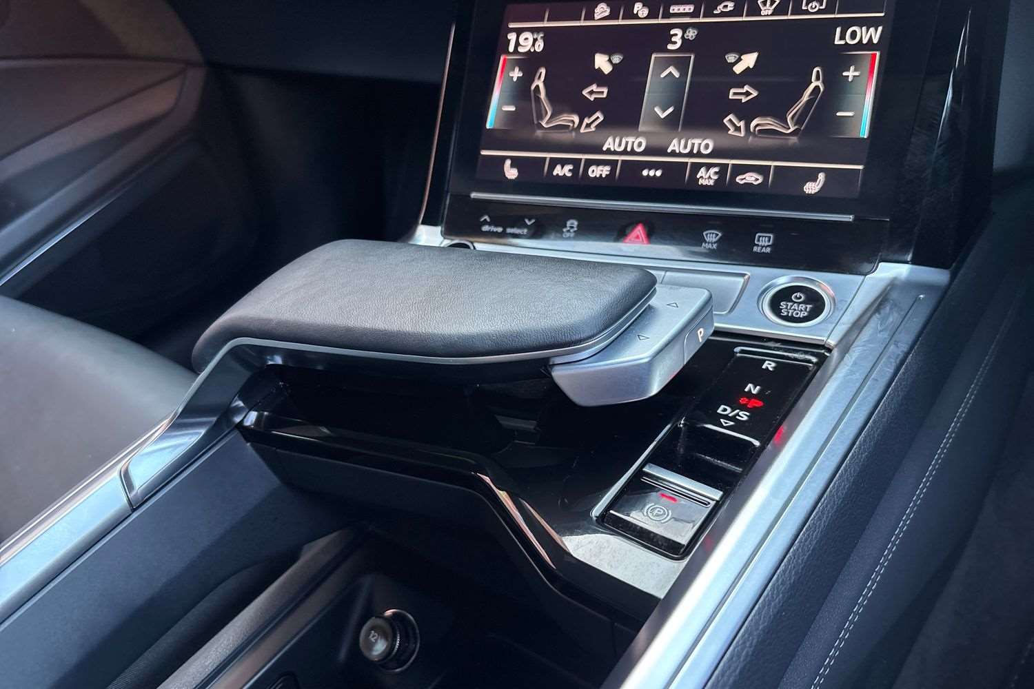 Used Audi Q8 2024 for sale - 78173939: Photo 15