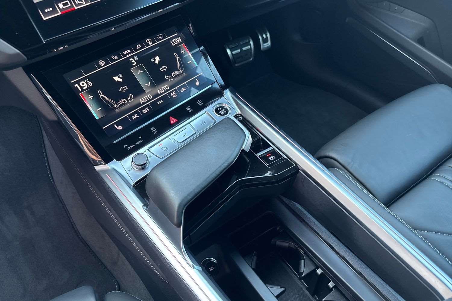 Used Audi Q8 2024 for sale - 78173939: Photo 34