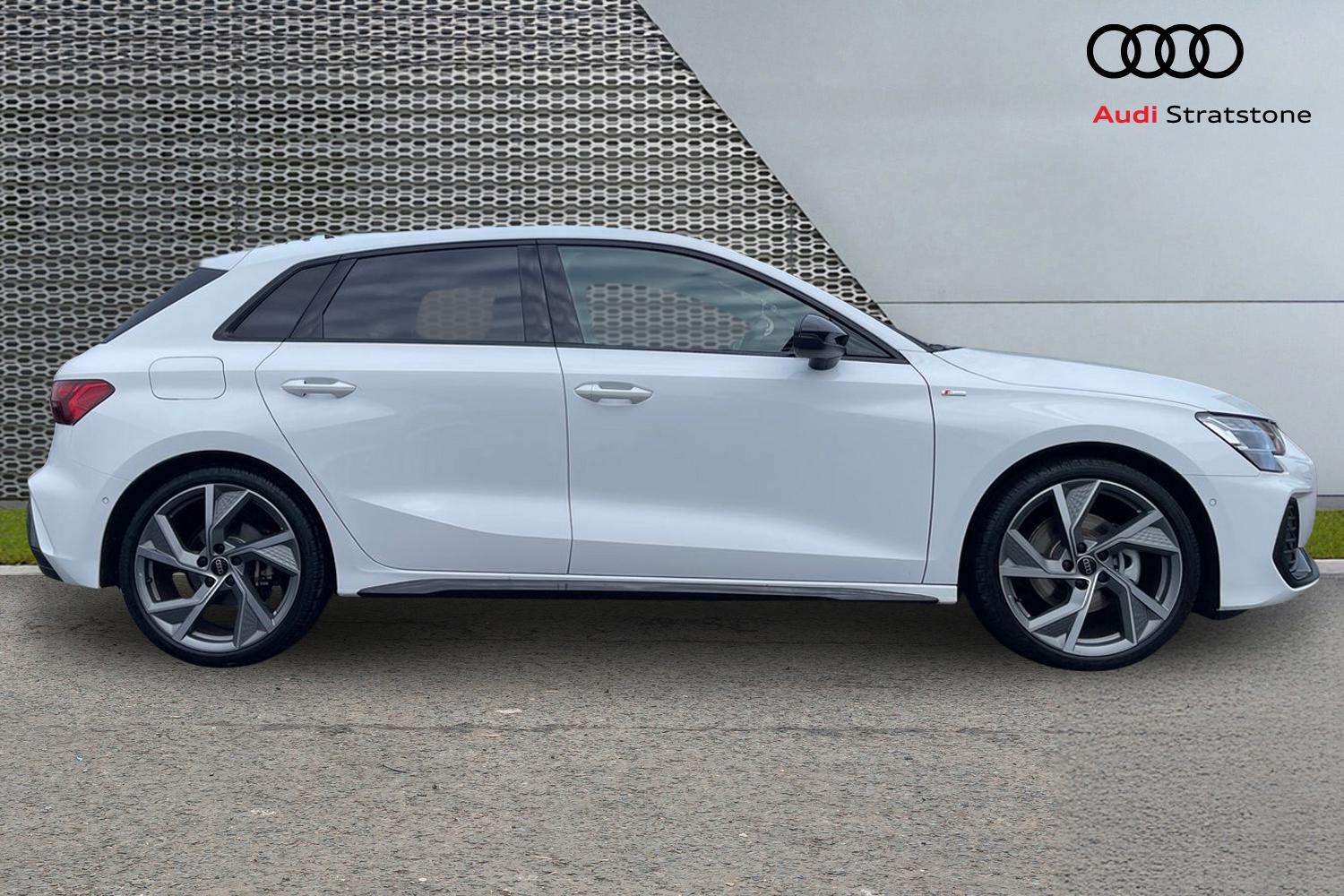 Used Audi A3 2025 for sale - 76842836: Photo 4