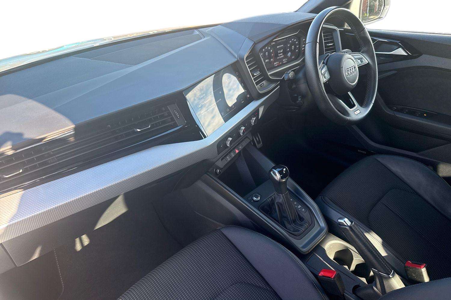 Used Audi A1 2023 for sale - 76540704: Photo 2