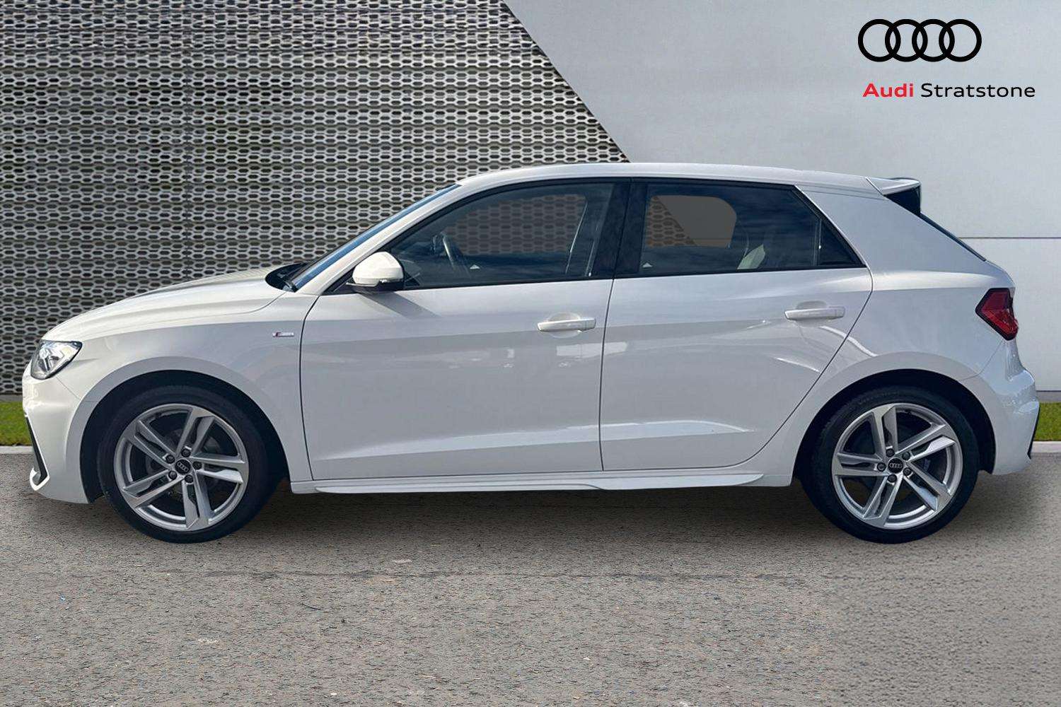 Used Audi A1 2023 for sale - 76540704: Photo 8