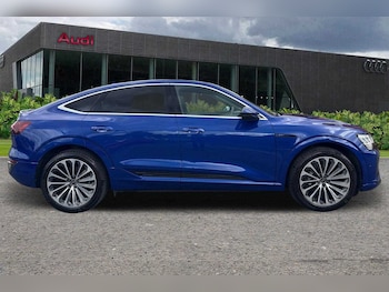 Used Audi Q8 2023 for sale - 75212555: Photo