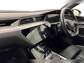 Used Audi e-tron 2022 for sale - 79079180: Photo