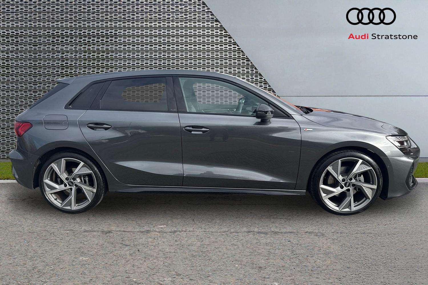 Used Audi A3 2025 for sale - 75742236: Photo 4