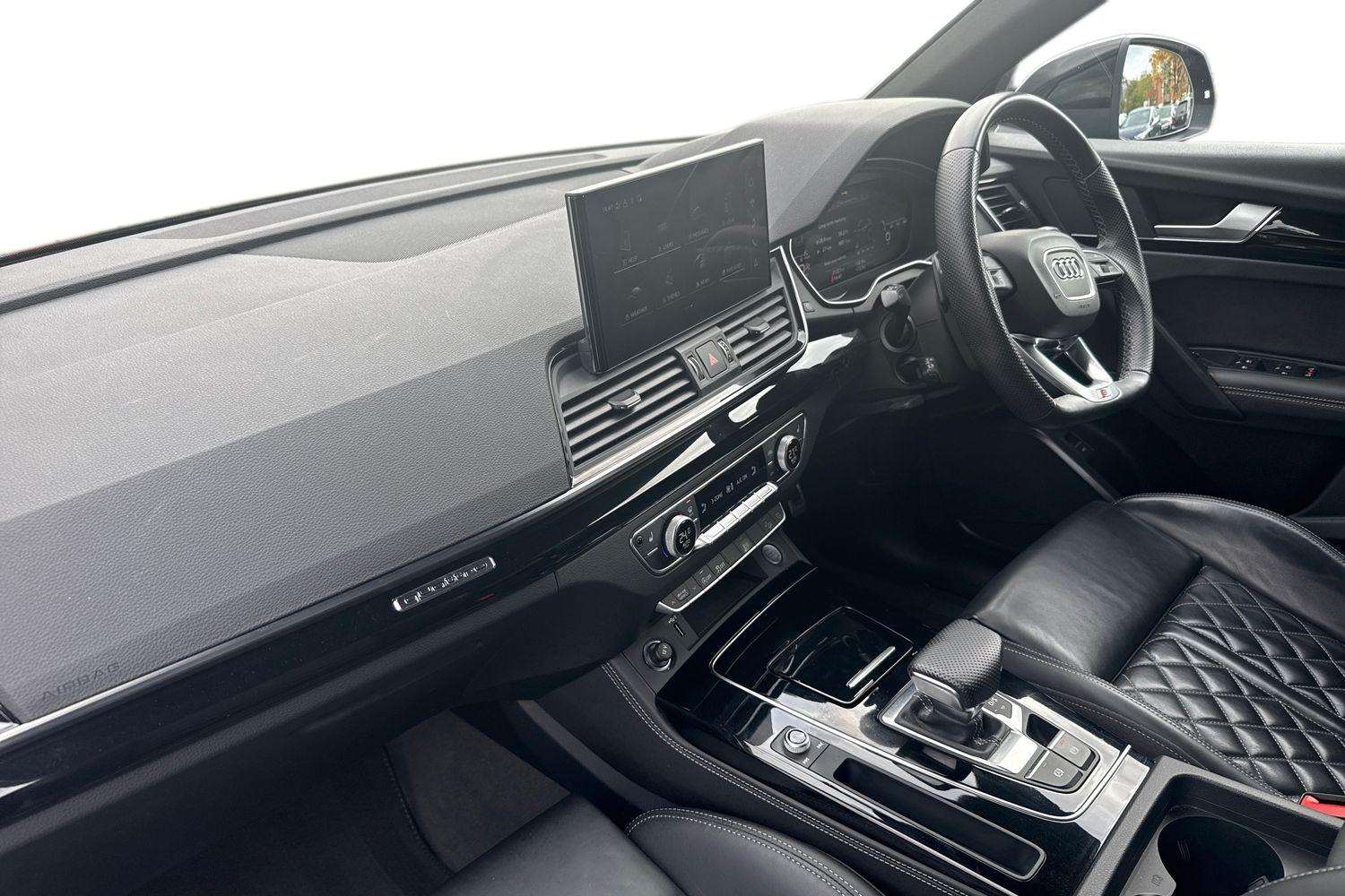 Used Audi Q5 2022 for sale - 76351697: Photo 2