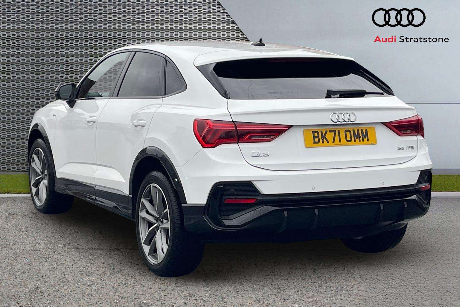 Used Audi Q3 2021 for sale - 77233005: Photo 3