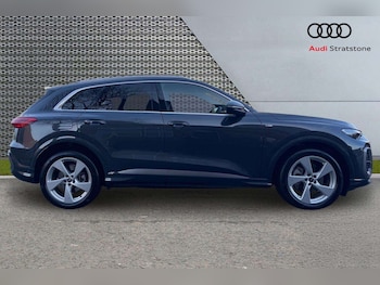 Used Audi Q5 2025 for sale - 77018815: Photo