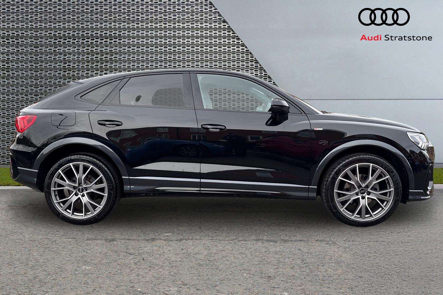 Used Audi Q3 2025 for sale - 77772248: Photo 4