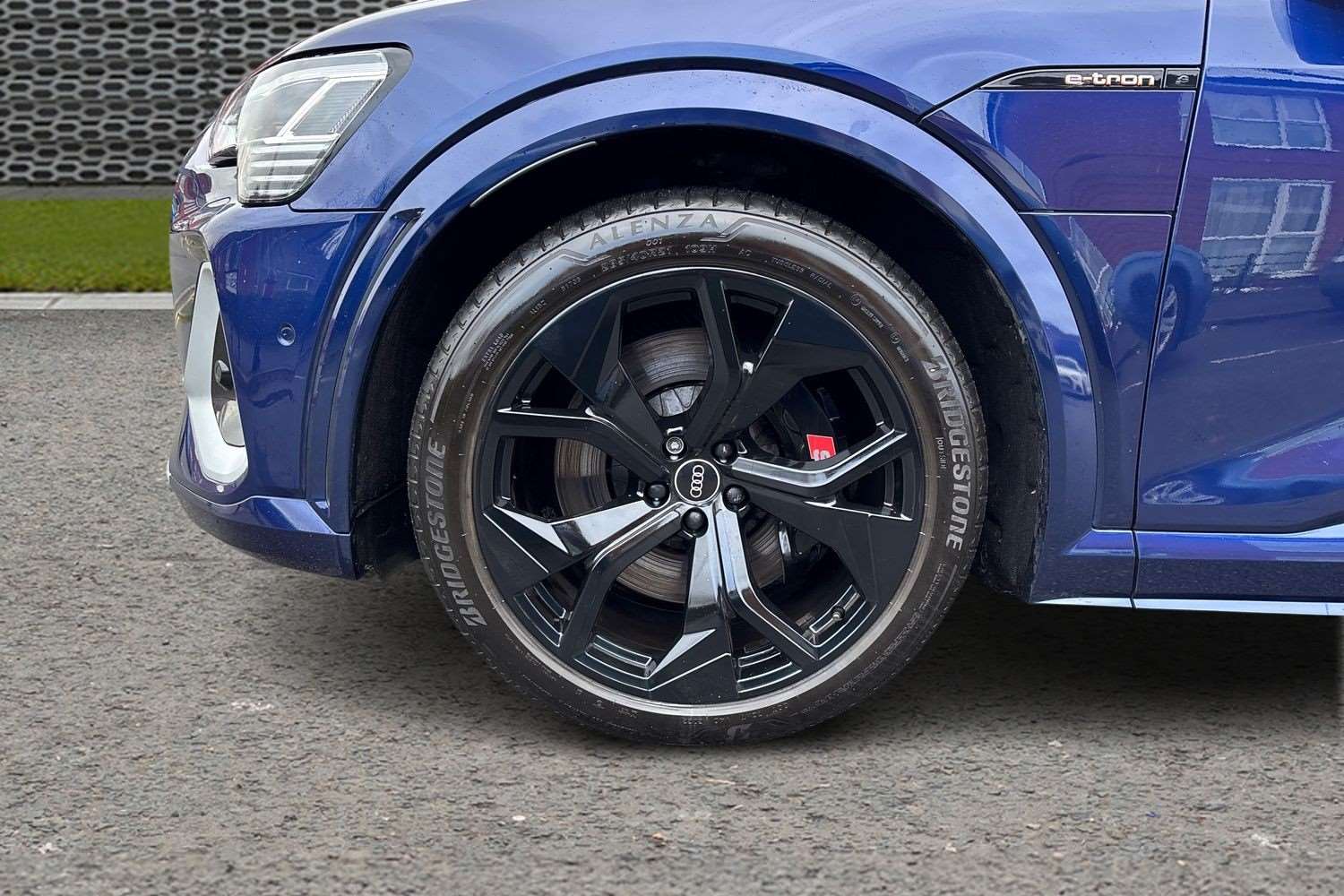 Used Audi e-tron 2021 for sale - 76435775: Photo 11