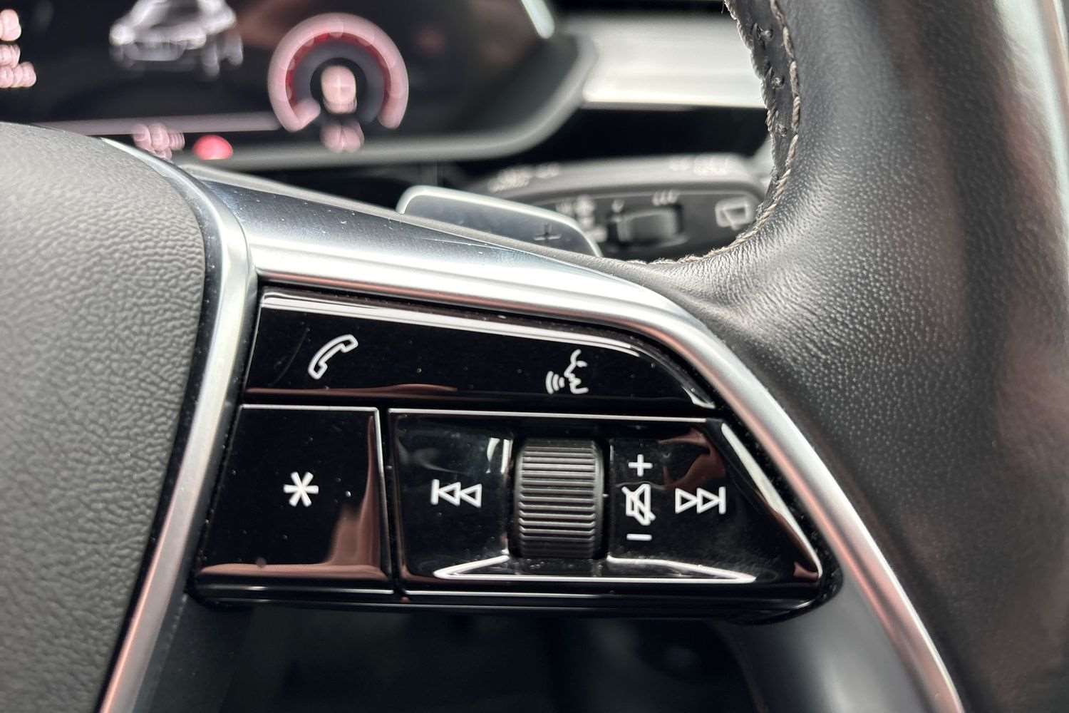 Used Audi e-tron 2021 for sale - 76435775: Photo 17