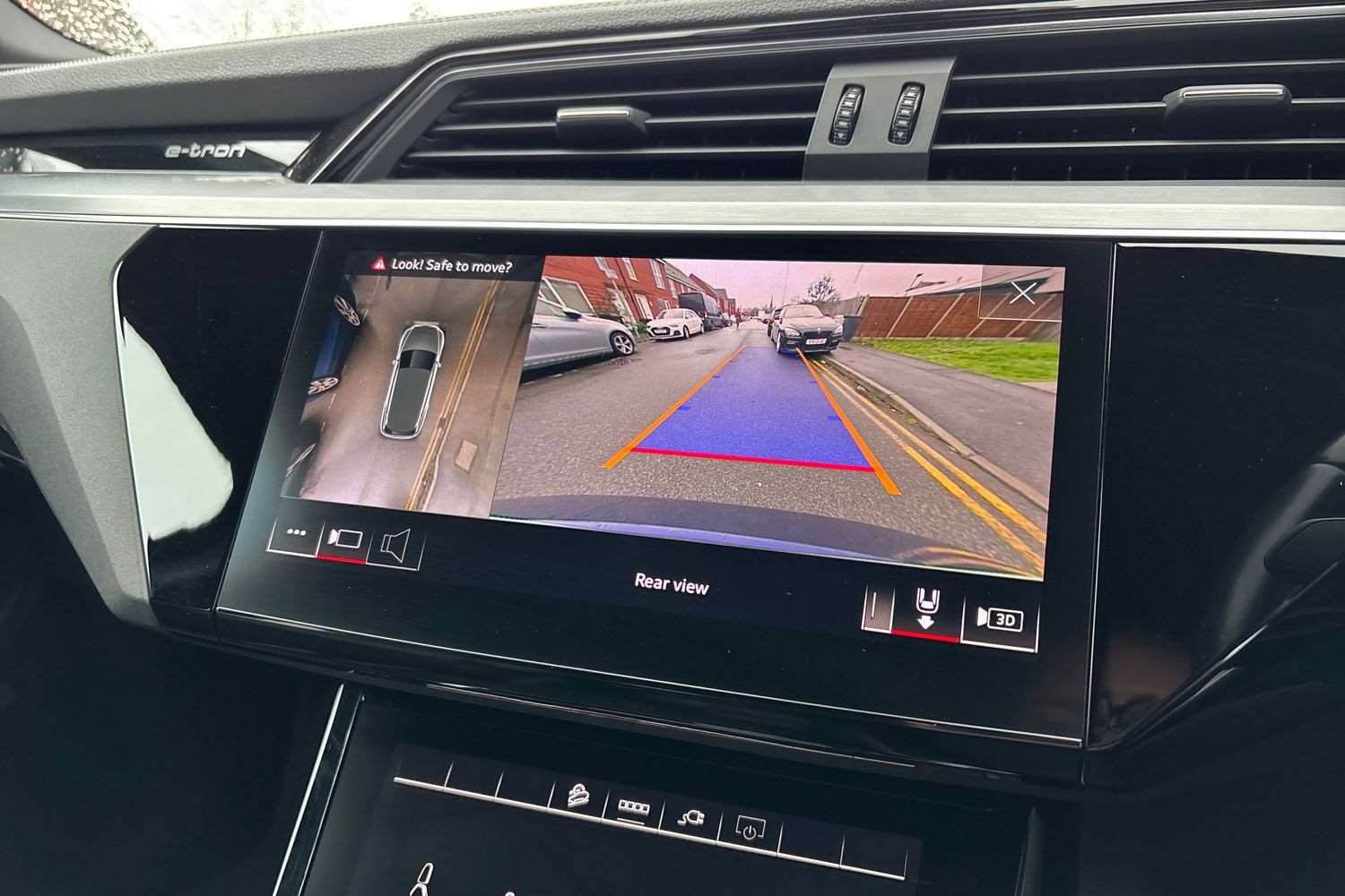 Used Audi e-tron 2021 for sale - 76435775: Photo 26