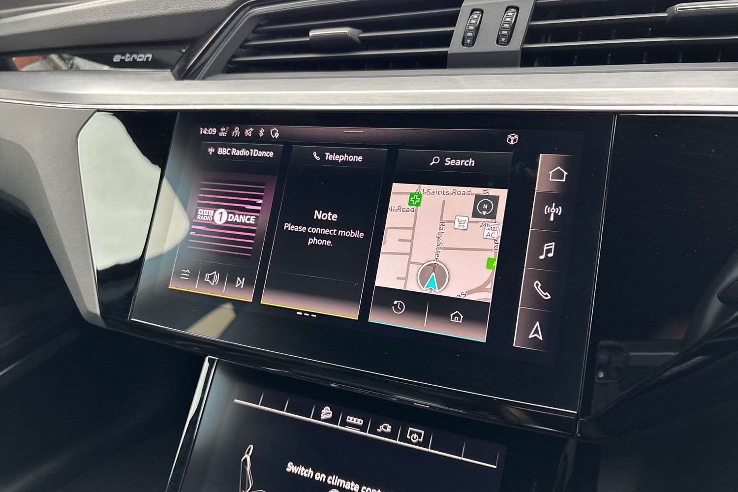 Used Audi e-tron 2021 for sale - 76435775: Photo 32