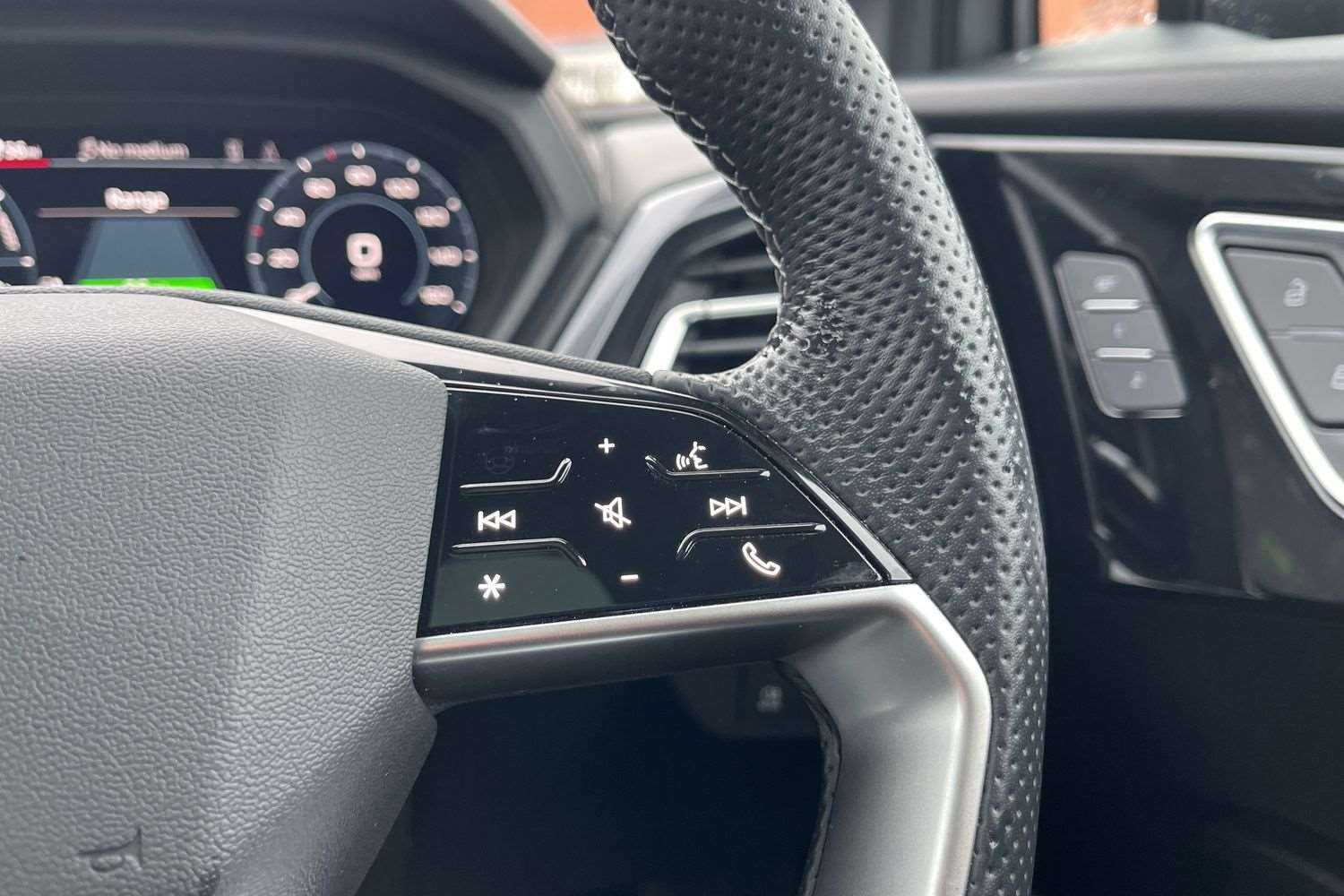 Used Audi Q4 e-tron 2021 for sale - 77083162: Photo 17