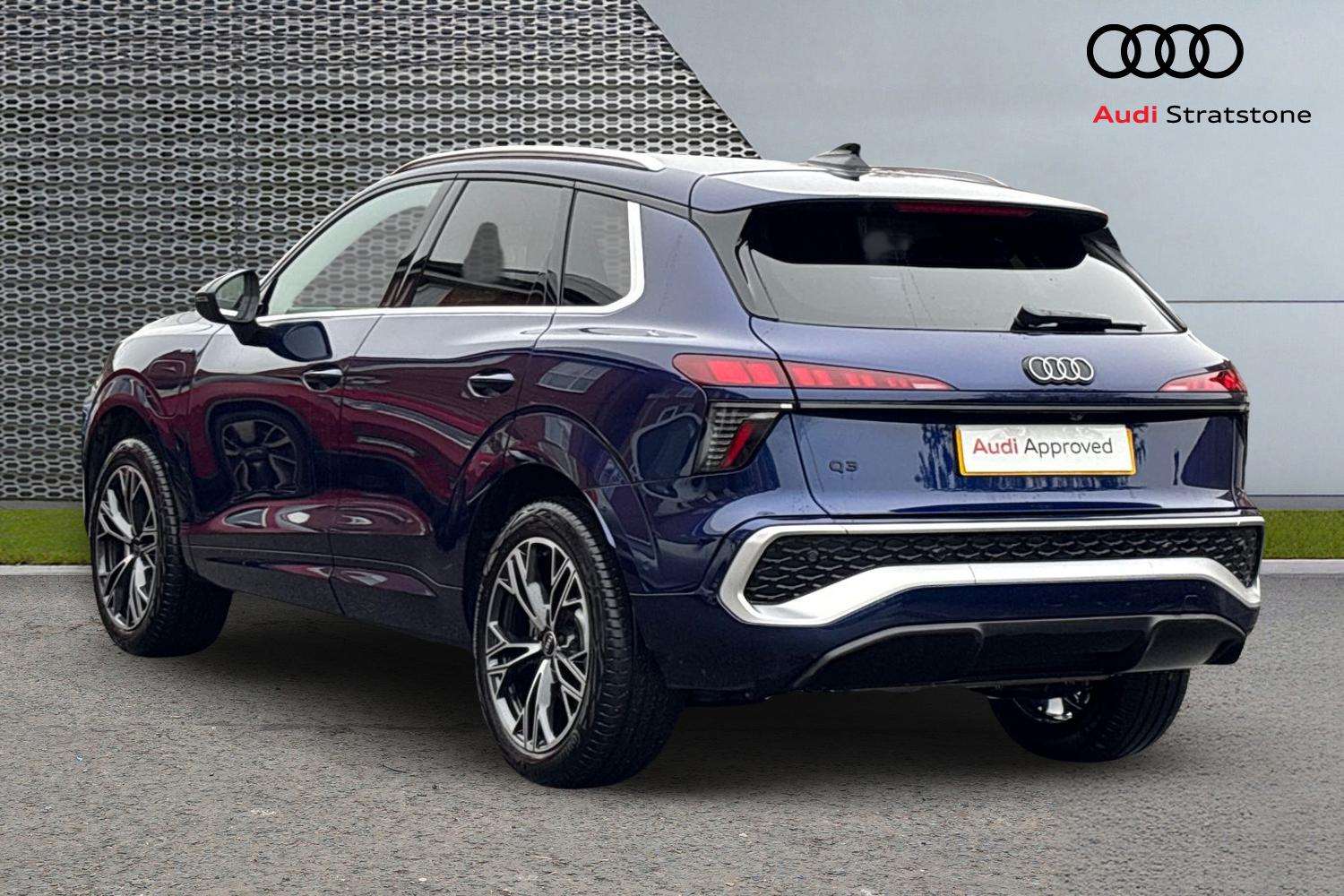 Used Audi Q3 2025 for sale - 77147362: Photo 3