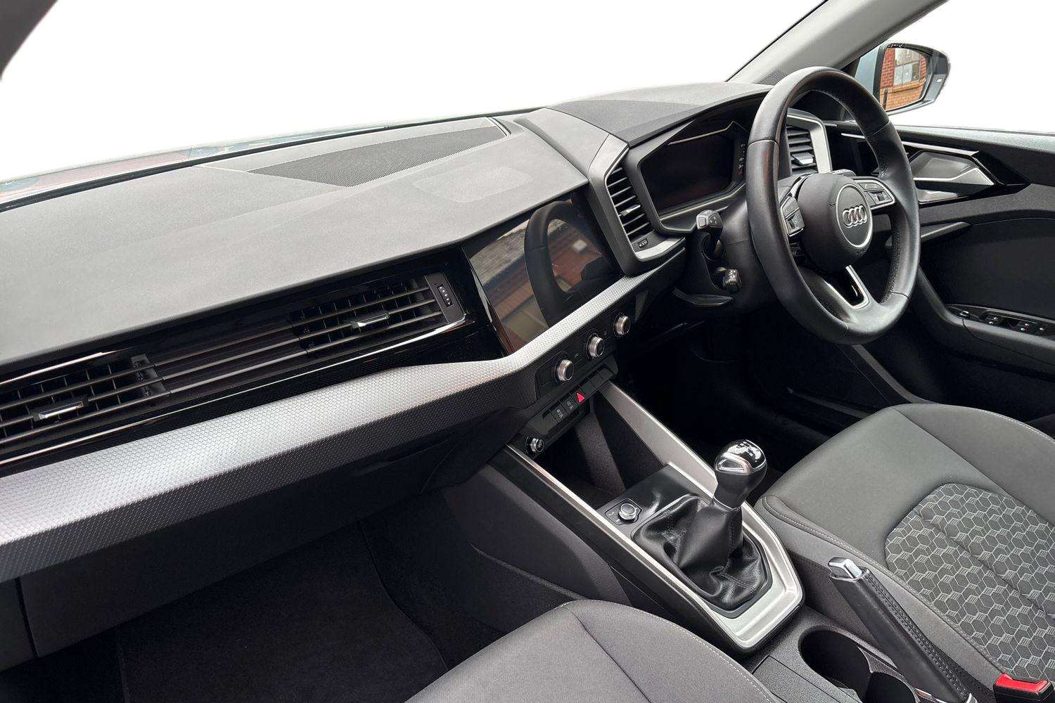 Used Audi A1 2023 for sale - 77443366: Photo 2