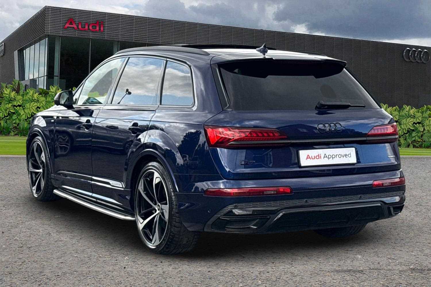Used Audi Q7 2022 for sale - 76075351: Photo 3