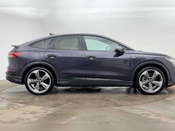 Used Audi Q4 e-tron 2024 for sale - 77928832: Photo