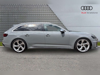 Used Audi RS4 2022 for sale - 79027703: Photo