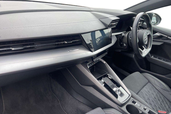 Used Audi A3 2023 for sale - 76242393: Photo 2