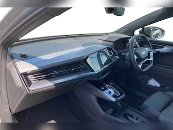 Used Audi Q4 e-tron 2024 for sale - 74716357: Photo