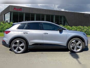 Used Audi Q4 e-tron 2024 for sale - 74716357: Photo