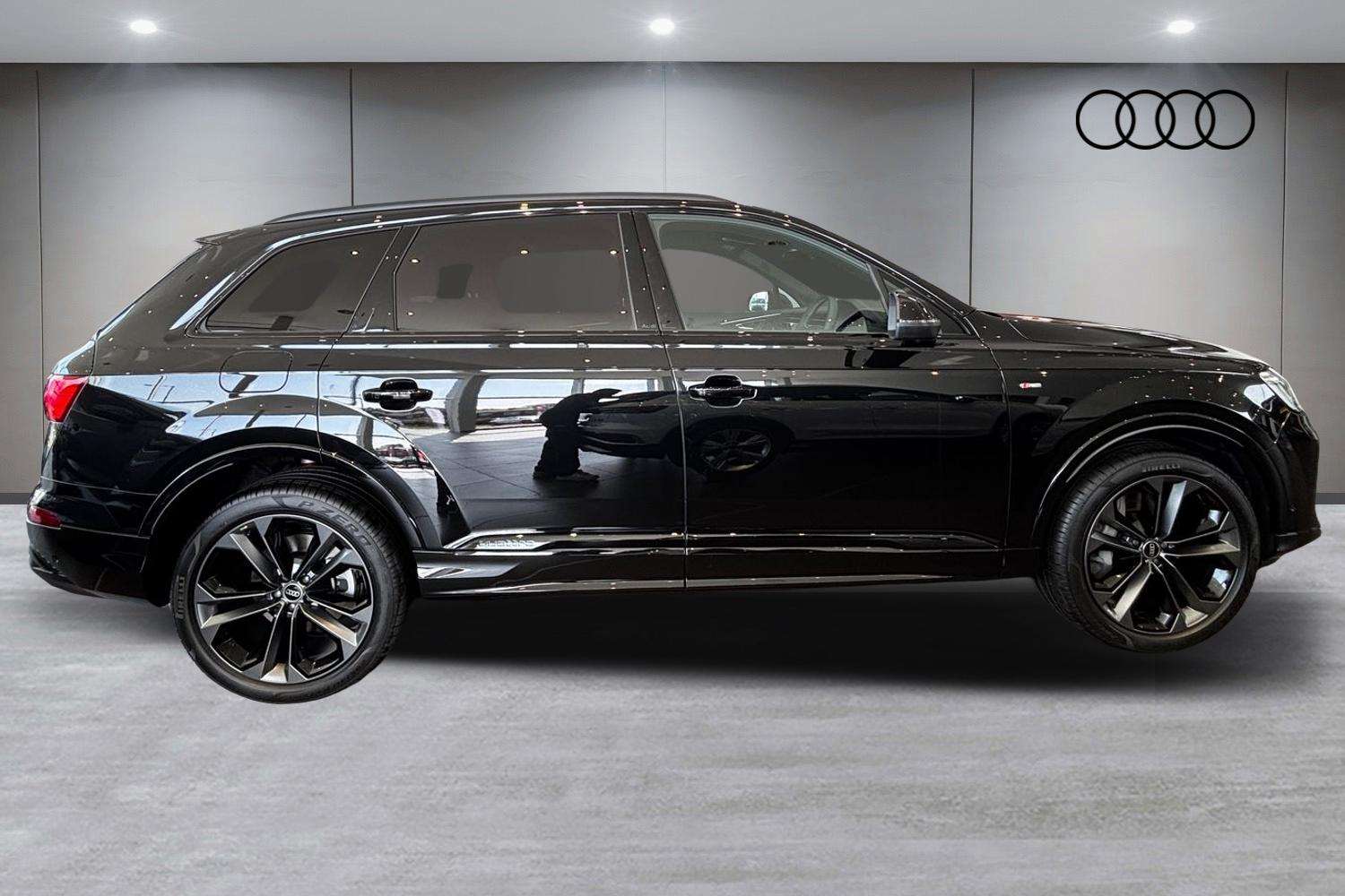 Used Audi Q7 2025 for sale - 76262454: Photo 4