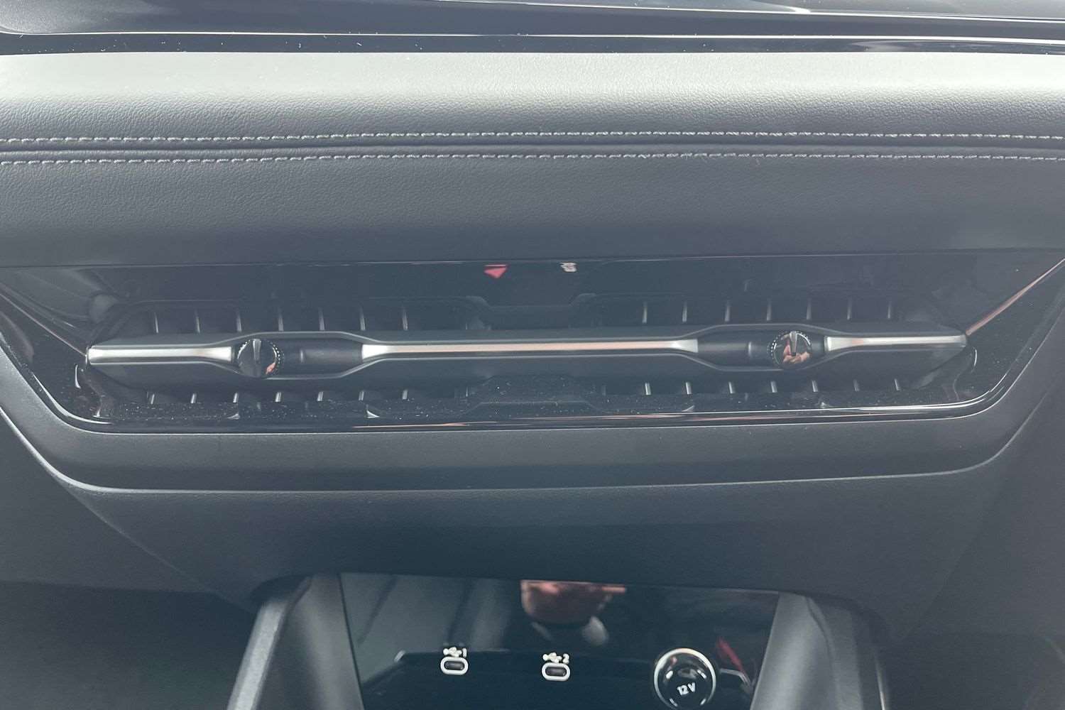 Used Audi Q6 e-tron 2025 for sale - 76460582: Photo 32