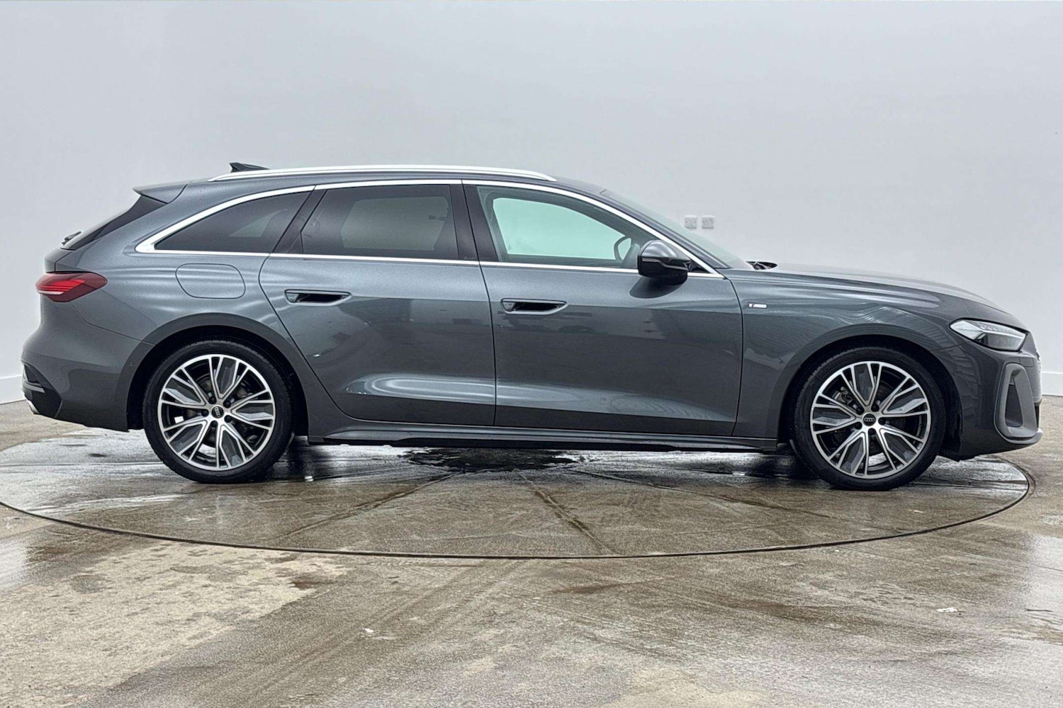 Used Audi A5 2025 for sale - 77960848: Photo 4