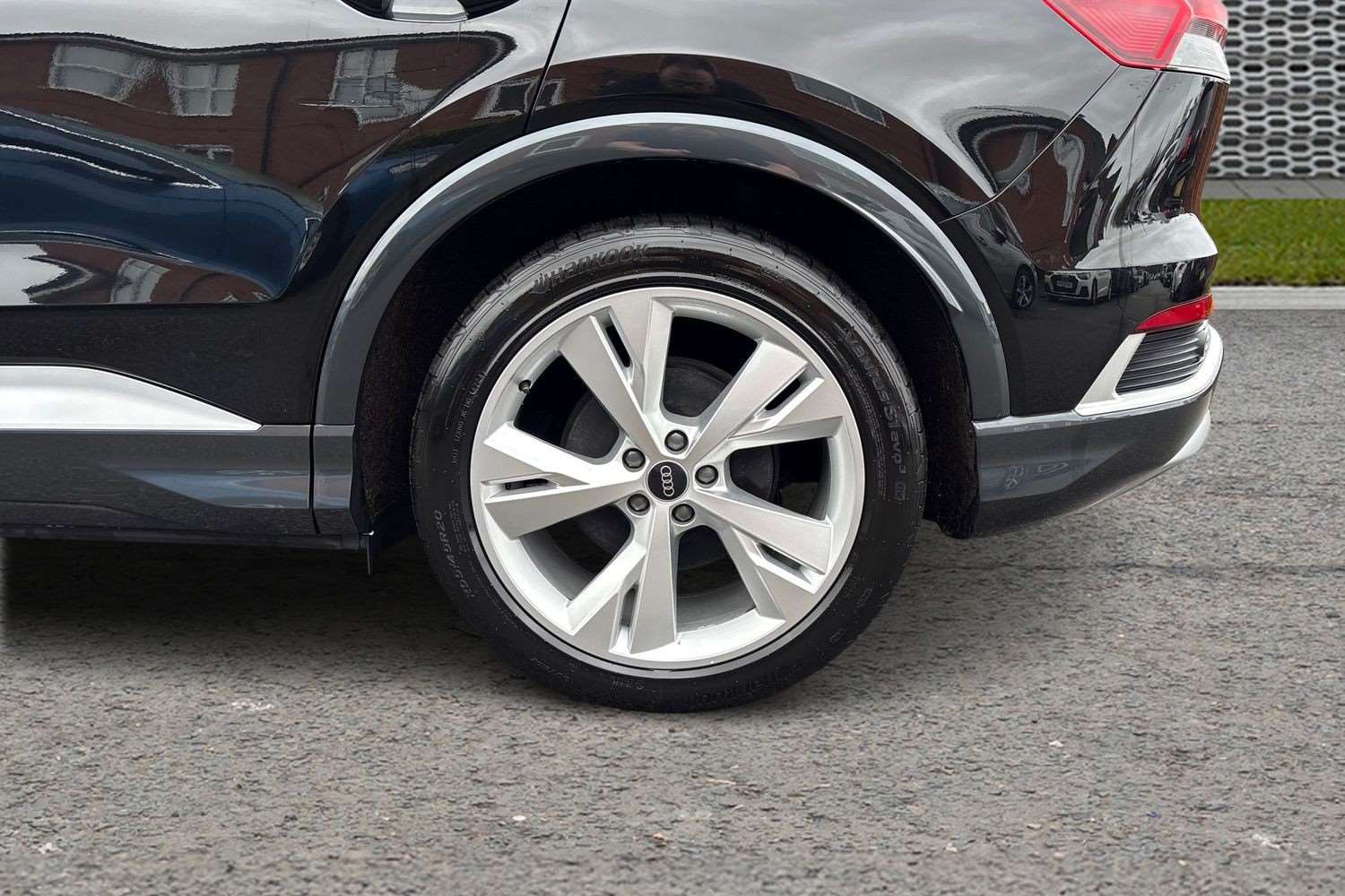 Used Audi Q4 e-tron 2025 for sale - 76929075: Photo 10